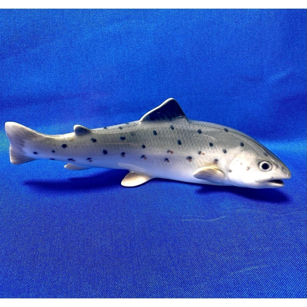 Royal Copenhagen Denmark Porcelain Trout Fish Figurine #1602 Vintage 4.25"